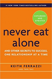 جلد معمولی سیاه و سفید_کتاب Never Eat Alone, Expanded and Updated: And Other Secrets to Success, One Relationship at a Time